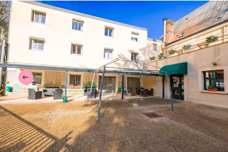 Colisée - Bray et lû - Résidence du Manoir - 40