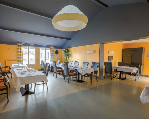 Colisée - Bray et lû - Résidence du Manoir - 40