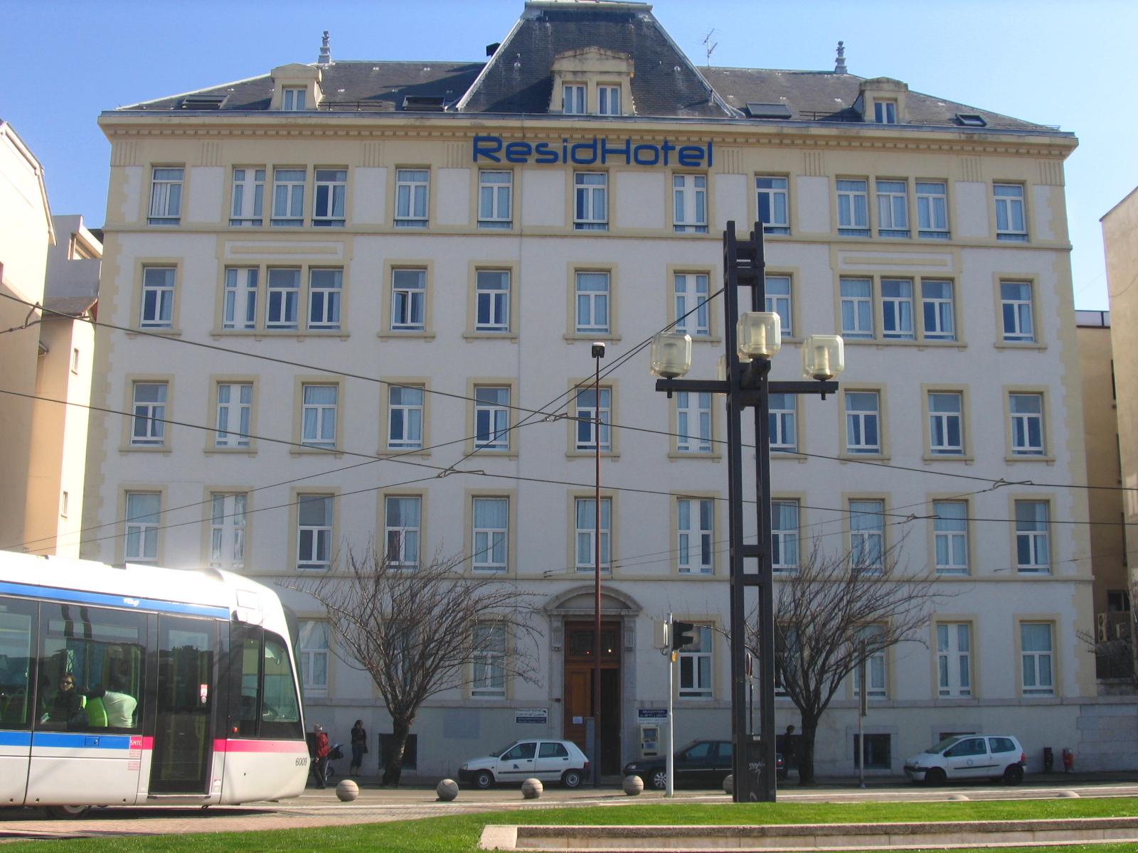 Residhotel - Grenoble - Le Central Gare - 23